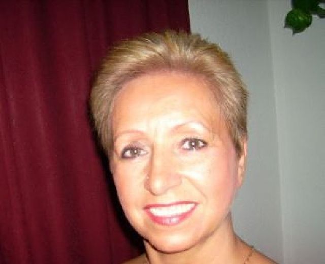 Eva51 - Geschiedene Geschäftsfrau auf der Suche!