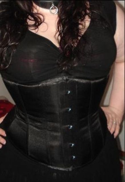 SixSense - Mutter einer Tochter sucht Mann für schöne Stunden!