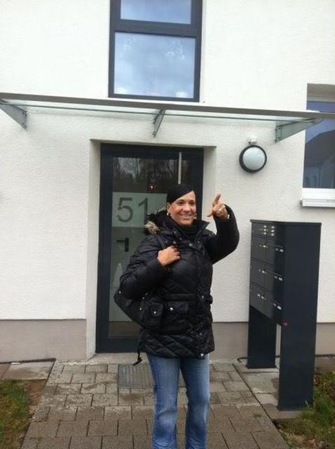 Nebulos41 - Geschäftsfrau, erfolgreich, möchte erfolgreiche Beziehung finden!